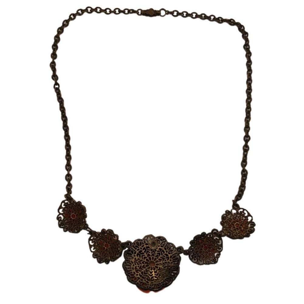 Vintage Necklace Coral Colored Celluloid Carved Rose Gold Tone Chain Fillagree - Picture 8 of 9